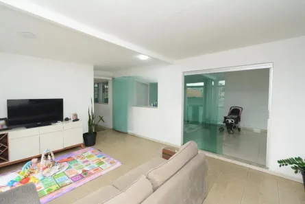 Casa com 3 Quartos à venda, 130m² no Inconfidentes, Contagem