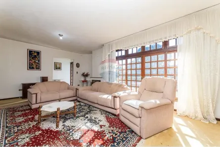Casa com 3 Quartos à venda, 220m² no Santa Felicidade, Curitiba