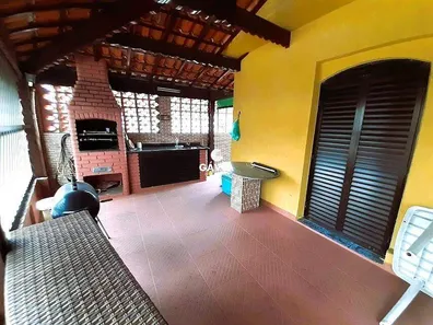 Sobrado com 3 Quartos à venda, 173m² no Centro, São Vicente
