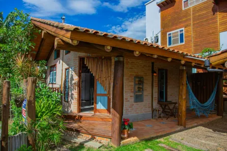 Casa com 1 Quarto à venda, 70m² no Arroio, Imbituba