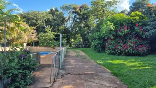 Fazenda/Sítio com 3 Quartos à venda, 169m² no Portal das Laranjeiras, Araraquara