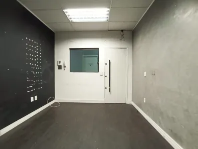 Sala Comercial para alugar, 13m² no Jardim São Cristóvão, São Paulo