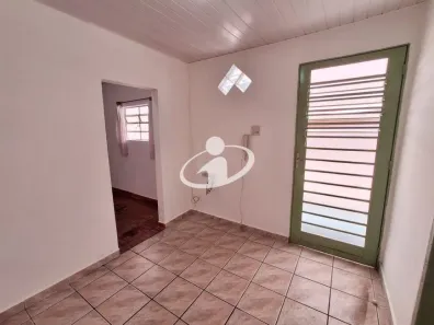 Casa com 1 Quarto para alugar, 48m² no Bom Jesus, Uberlândia