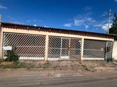 Casa com 2 Quartos à venda, 180m² no Pedra 90, Cuiabá