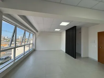 Sala Comercial para alugar, 28m² no Centro, Londrina