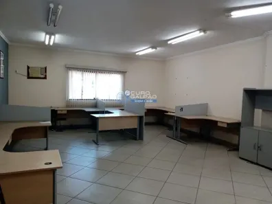 Galpão/Depósito/Armazém para alugar, 549m² no Parque Erasmo Assunção, Santo André