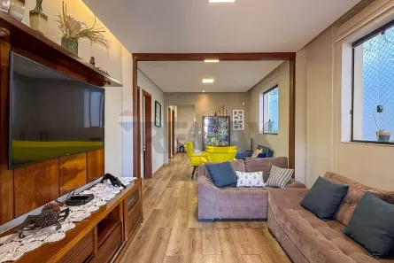 Casa com 4 Quartos à venda, 207m² no Jardim América, Belo Horizonte