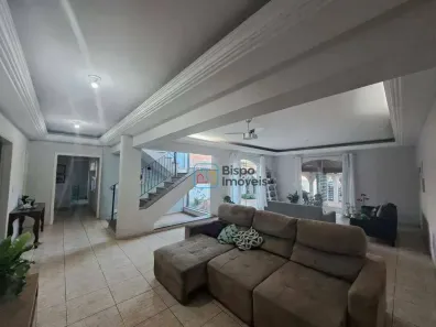 Casa com 3 Quartos à venda, 350m² no Parque Novo Mundo, Americana