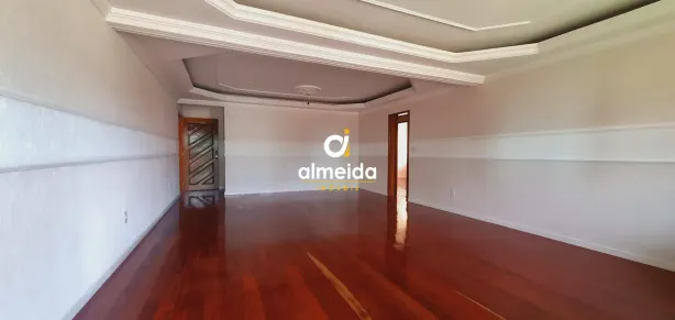 Apartamento com 4 Quartos à venda, 168m² no Nossa Senhora de Lourdes, Santa Maria