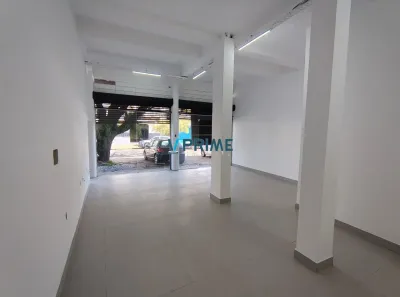 Ponto Comercial com 1 Quarto à venda, 100m² no Navegantes, Porto Alegre