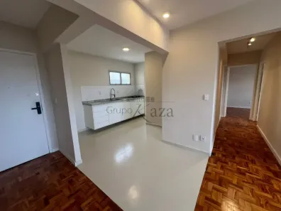 Apartamento com 2 Quartos à venda, 72m² no Vila Adyana, São José dos Campos