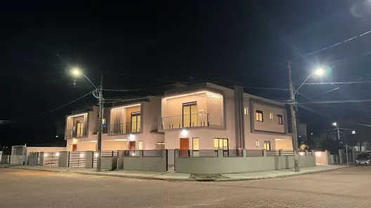 Casa com 3 Quartos à venda, 157m² no São João do Rio Vermelho, Florianópolis