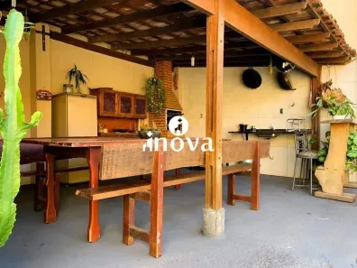 Casa com 3 Quartos à venda, 169m² no Residencial Palmeiras, Uberaba