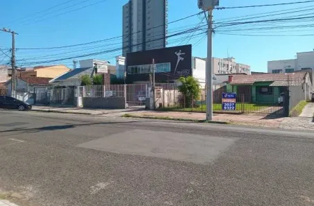 Casa com 3 Quartos para alugar, 140m² no Centro, Esteio