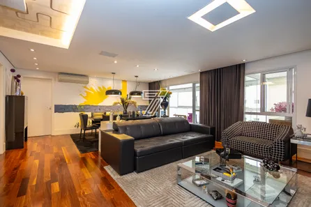 Apartamento com 4 Quartos à venda, 193m² no Água Verde, Curitiba