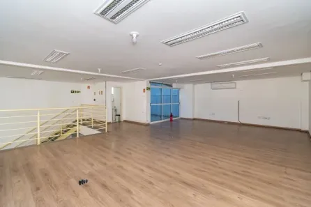 Ponto Comercial para alugar, 360m² no Petrópolis, Porto Alegre