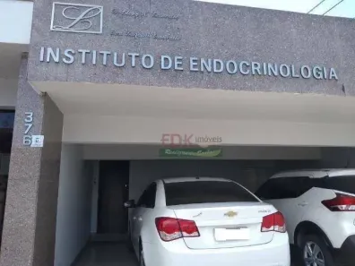 Imóvel Comercial com 5 Quartos para alugar, 333m² no Jardim das Nações, Taubaté