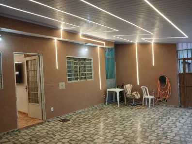 Casa com 2 Quartos à venda, 125m² no Recanto das Emas, Brasília