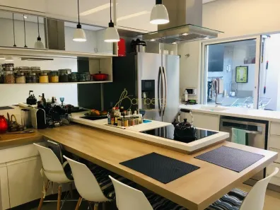 Casa com 2 Quartos à venda, 130m² no Chácara Santo Antônio (Zona Sul), São Paulo