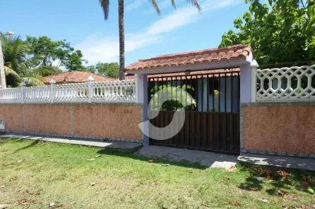 Casa com 4 Quartos à venda, 120m² no Coqueiral, Araruama