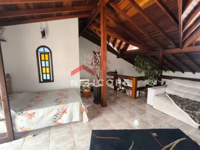 Sobrado com 4 Quartos à venda, 257m² no Jardim Icaraiba, Peruíbe