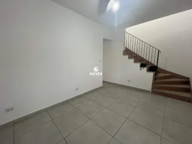 Sobrado com 2 Quartos à venda, 84m² no Vila São Jorge, São Vicente