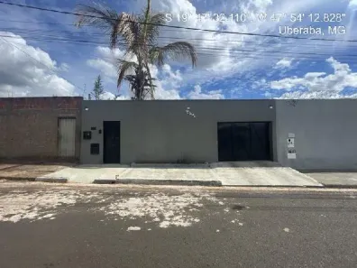 Casa com 2 Quartos à venda, 200m² no Parque das Aroeiras, Uberaba