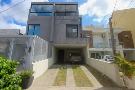 Casa de Condomínio com 3 Quartos à venda, 132m² no Mário Quintana, Porto Alegre