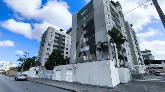 Apartamento com 2 Quartos para alugar, 65m² no Santo Antônio, Joinville