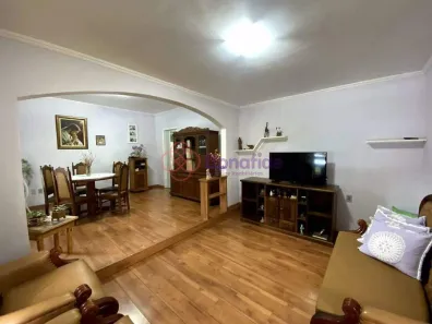 Casa com 3 Quartos à venda, 232m² no Jardim Itália, Jundiaí