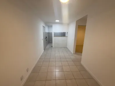 Apartamento com 2 Quartos para alugar, 45m² no Várzea, Recife