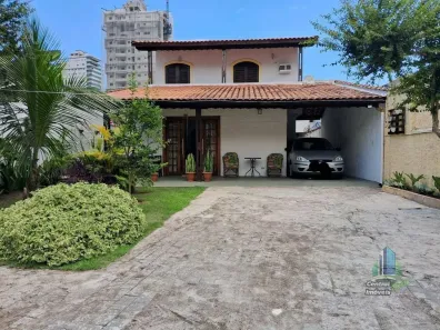 Casa com 5 Quartos à venda, 200m² no Canto do Forte, Praia Grande