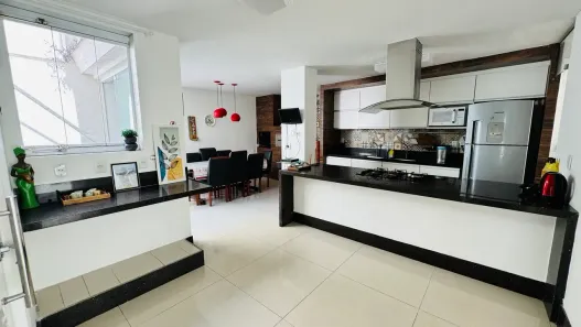 Casa com 4 Quartos à venda, 163m² no Capim Macio, Natal