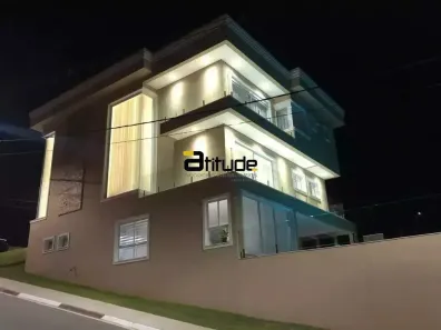Casa de Condomínio com 5 Quartos para alugar, 480m² no Sítio do Morro, Santana de Parnaíba