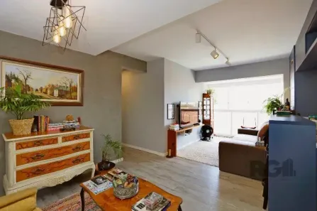 Apartamento com 2 Quartos à venda, 67m² no São Geraldo, Porto Alegre