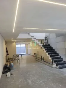 Sobrado com 3 Quartos à venda, 211m² no Vila Floresta, Santo André