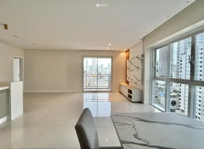 Apartamento com 4 Quartos para alugar, 143m² no Centro, Balneário Camboriú