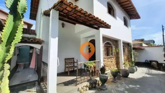 Casa com 4 Quartos à venda, 172m² no Santa Tereza, Belo Horizonte