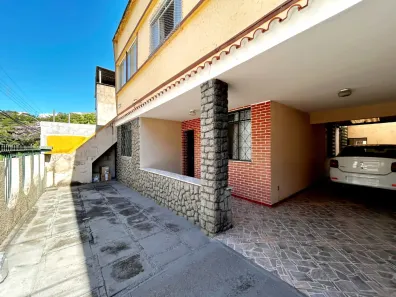 Sobrado com 5 Quartos à venda, 150m² no Lourdes, Juiz de Fora