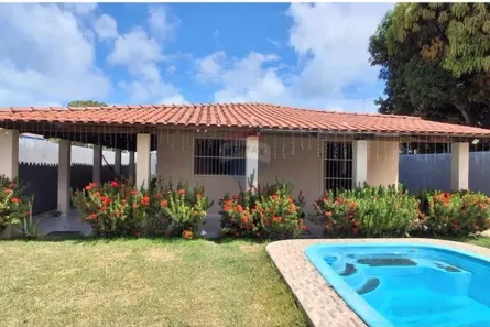 Casa com 3 Quartos à venda, 210m² no Praia de Carapibus, Conde