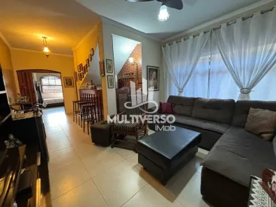 Casa com 3 Quartos à venda, 128m² no Marapé, Santos