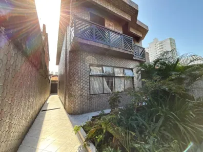 Casa com 3 Quartos para alugar, 300m² no Ocian, Praia Grande