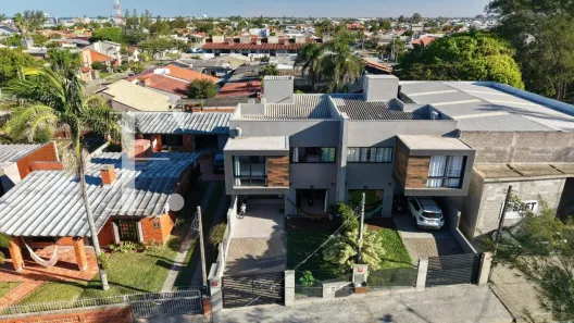 Casa com 4 Quartos à venda, 197m² no XANGRI-LÁ, Xangri-lá