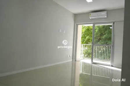 Apartamento com 2 Quartos à venda, 65m² no Taquara, Rio de Janeiro