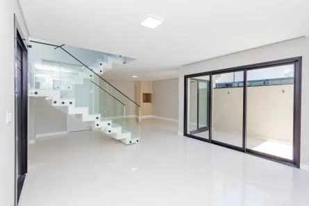 Casa de Condomínio com 3 Quartos à venda, 243m² no Santa Cândida, Curitiba