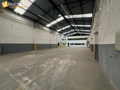 Galpão/Depósito/Armazém com 3 Quartos para alugar, 950m² no Chácara Califórnia, São Paulo