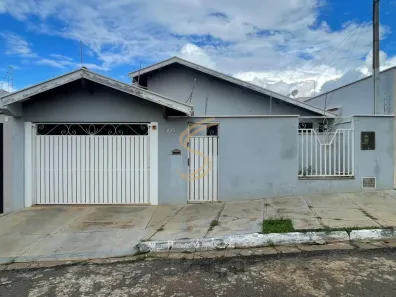Casa com 4 Quartos à venda, 183m² no Jardim Aeroporto, São José do Rio Pardo