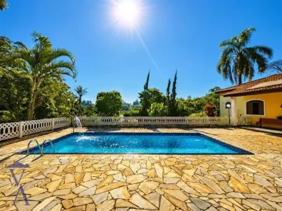Casa com 6 Quartos para alugar, 170m² no Mantiqueira, Mairiporã