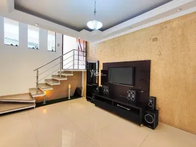 Casa com 3 Quartos para alugar, 175m² no Parque Novo Oratório, Santo André