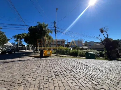 Lote/Terreno à venda, 450m² no Petrópolis, Caxias do Sul